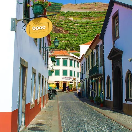 Ourmadeira - Moradia Da Falesia, Panoramic Views Holiday home Camara de Lobos